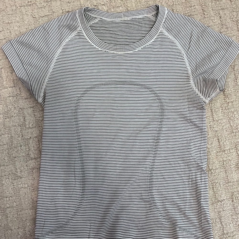 Lululemon Swiftly Shirt